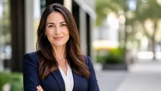 Best AI Casual-Professional Outdoor Headshots Generator: Create Stunning Casual-Professional Outdoor Headshots in Seconds visual example 1